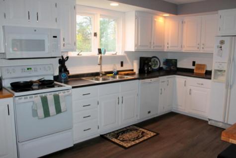 8 Smith Street Lewiston ME 04240