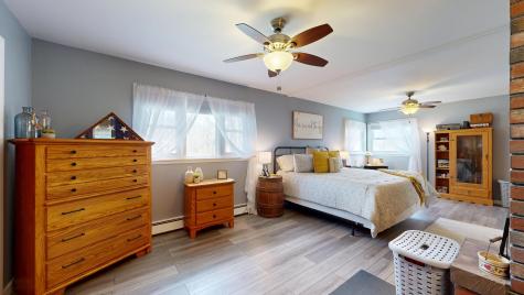 129 Old Lisbon Road Lewiston ME 04240