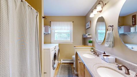 129 Old Lisbon Road Lewiston ME 04240