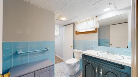 129 Old Lisbon Road Lewiston ME 04240