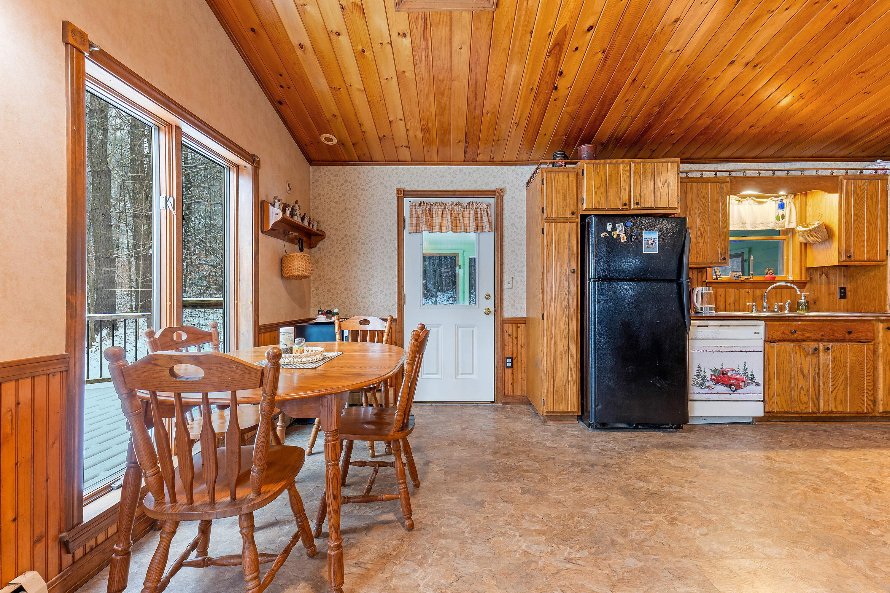 29 North Hill Road Buckfield ME 04220