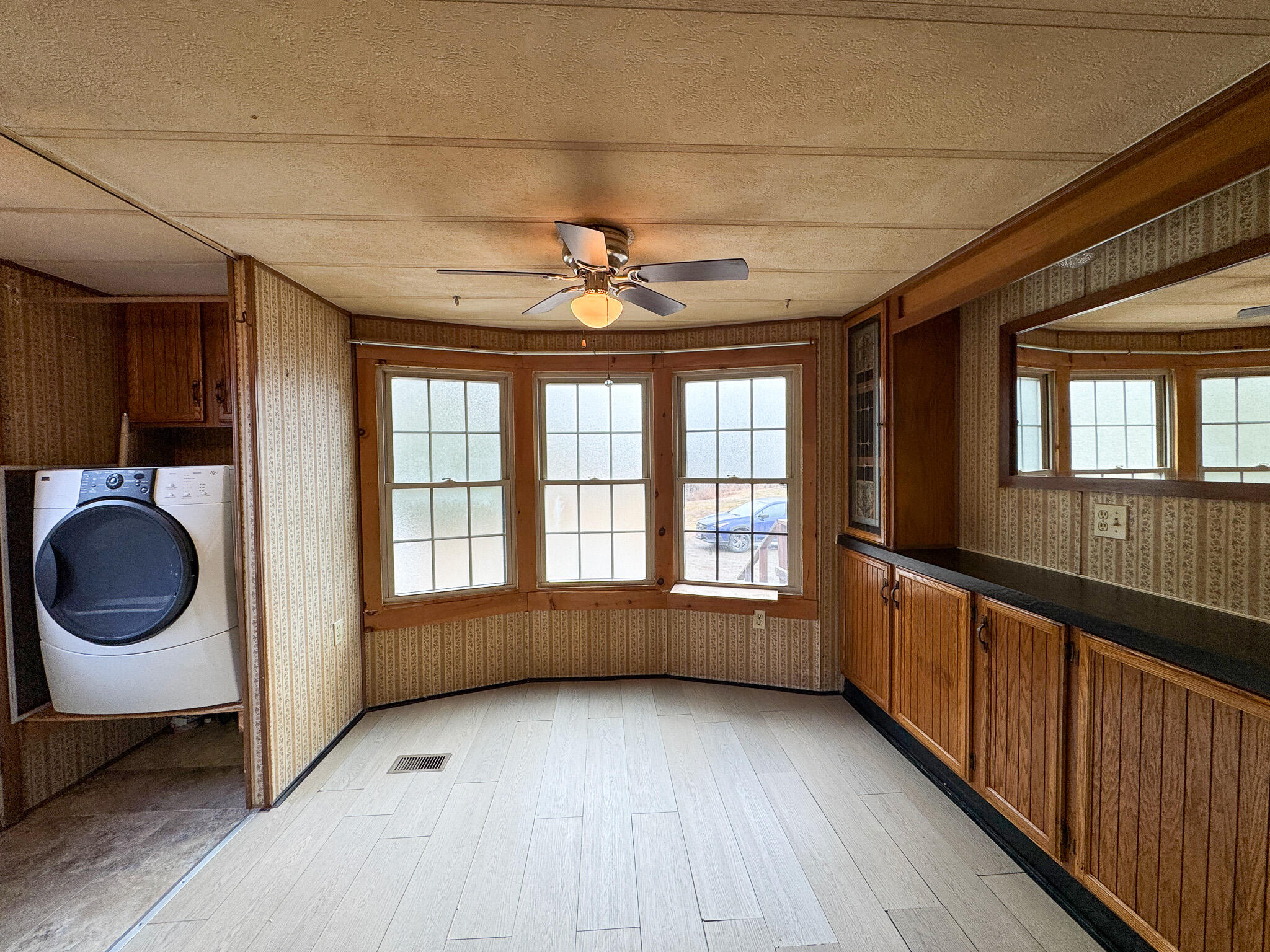 474 W Broadway Lincoln ME 04457