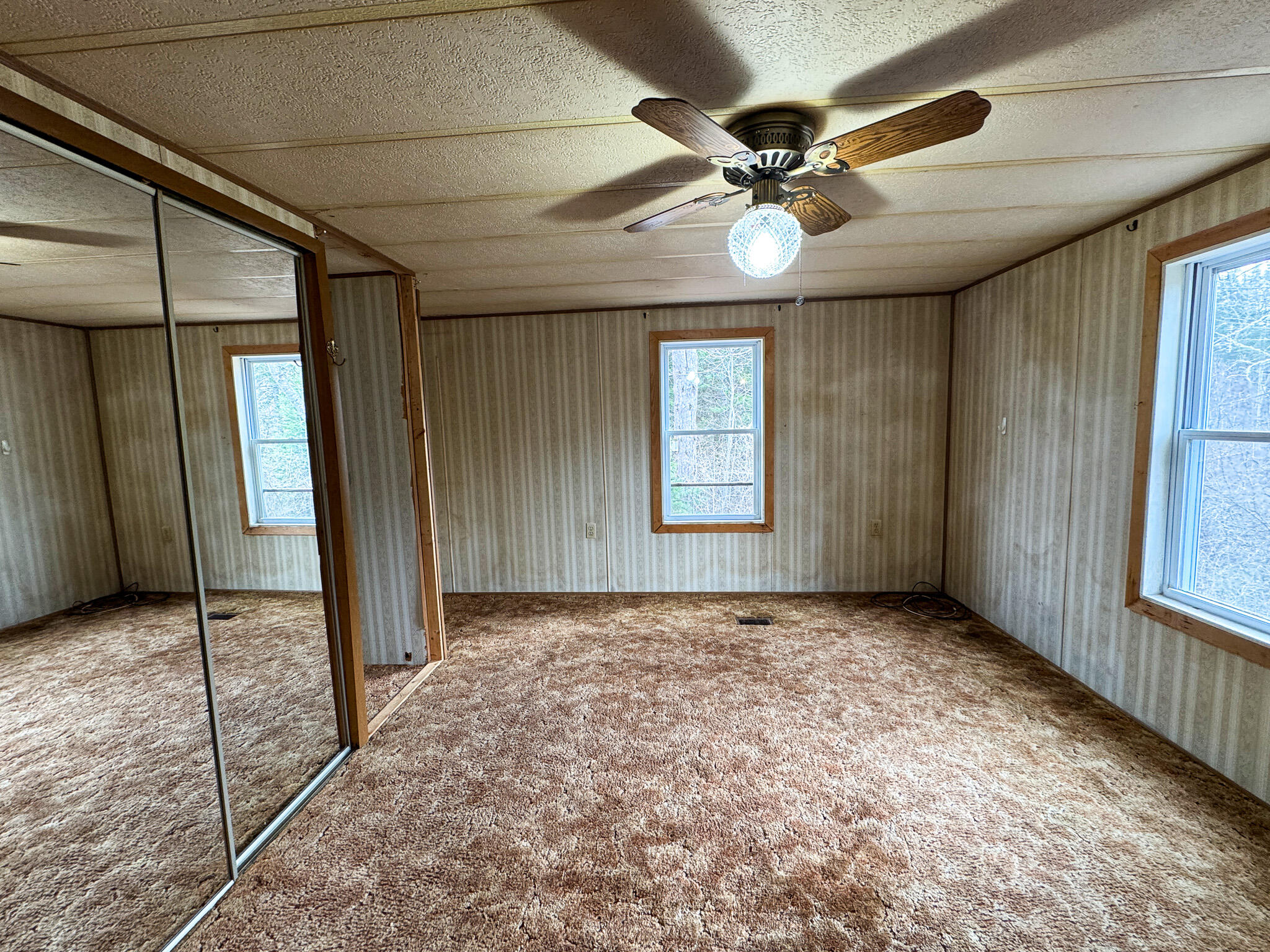 474 W Broadway Lincoln ME 04457