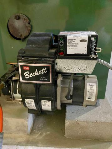 784 Essex Street Bangor ME 04401