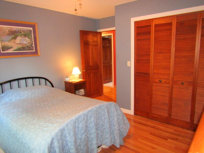 106 Cross Road Minot ME 04258