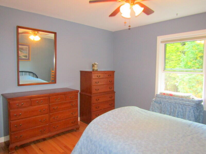 106 Cross Road Minot ME 04258