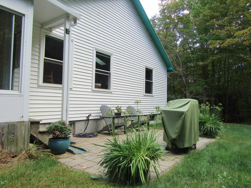 106 Cross Road Minot ME 04258