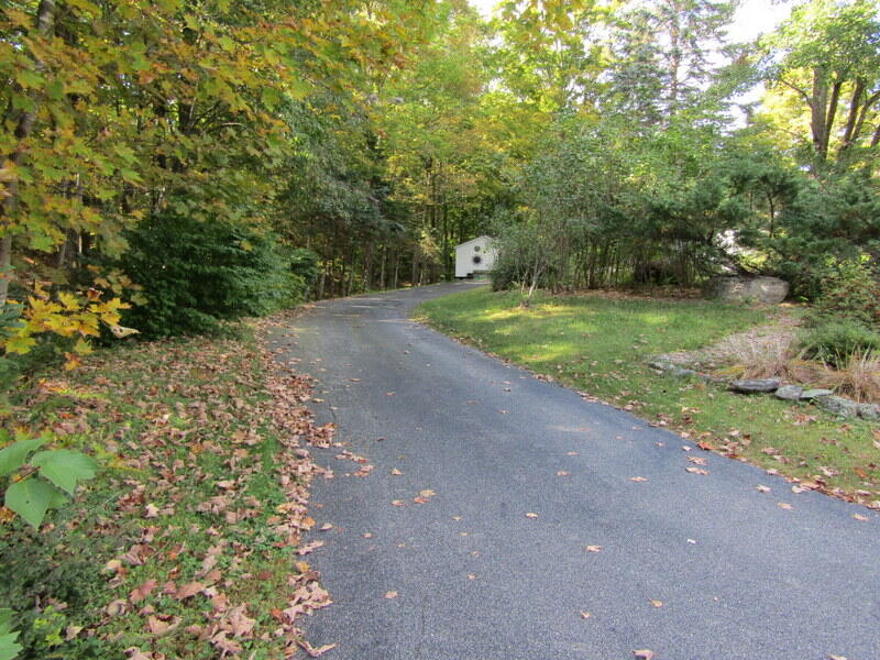 106 Cross Road Minot ME 04258