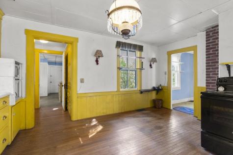 576 Back River Road Boothbay ME 04537