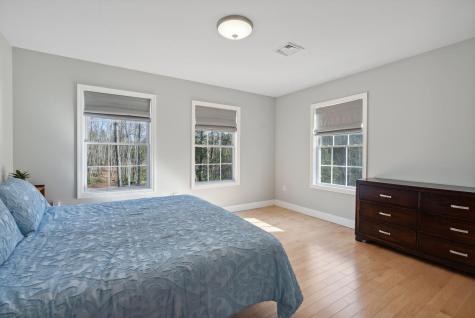 5 Harmony Way Falmouth ME 04105