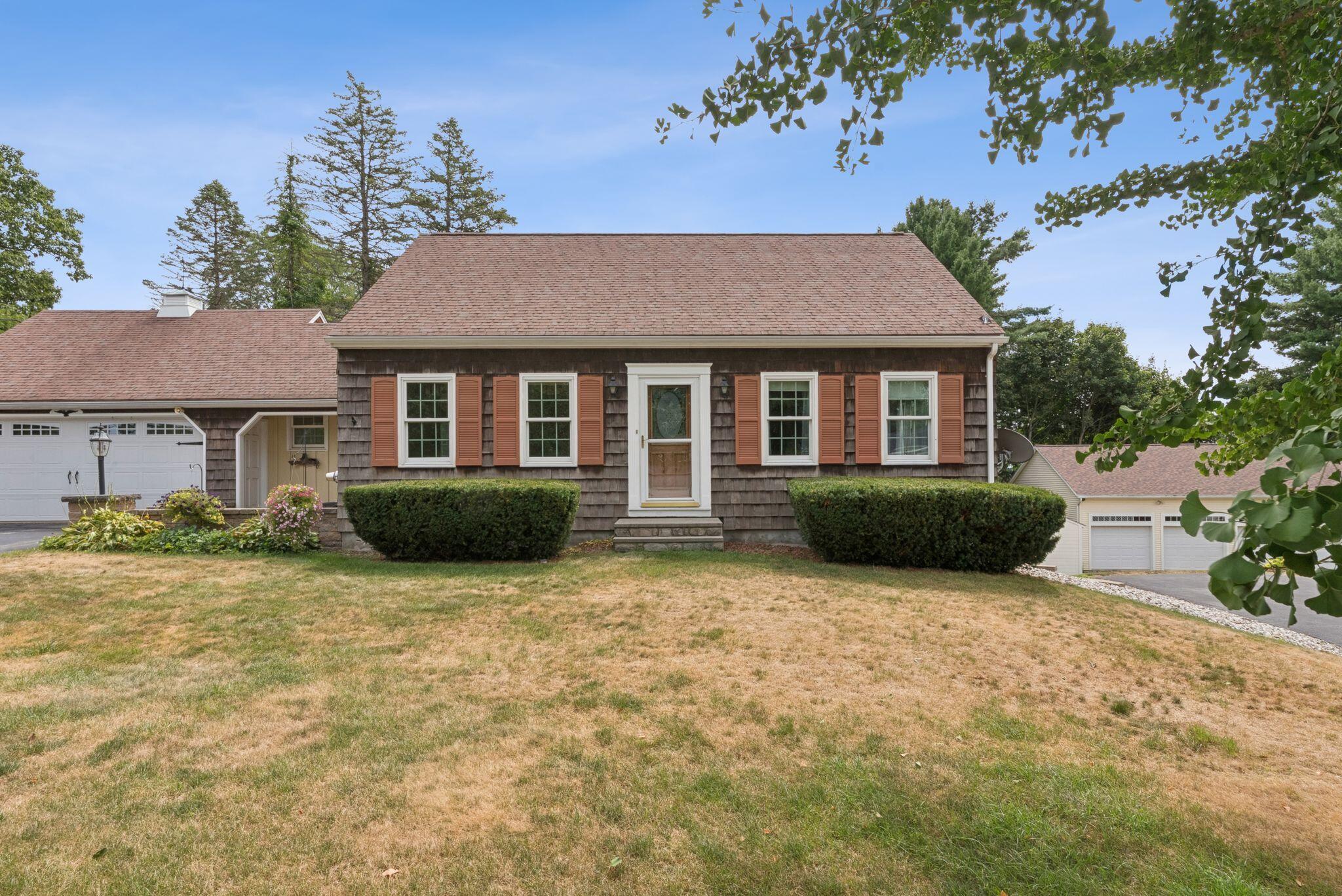 2 Gilmar Avenue Lewiston ME 04240