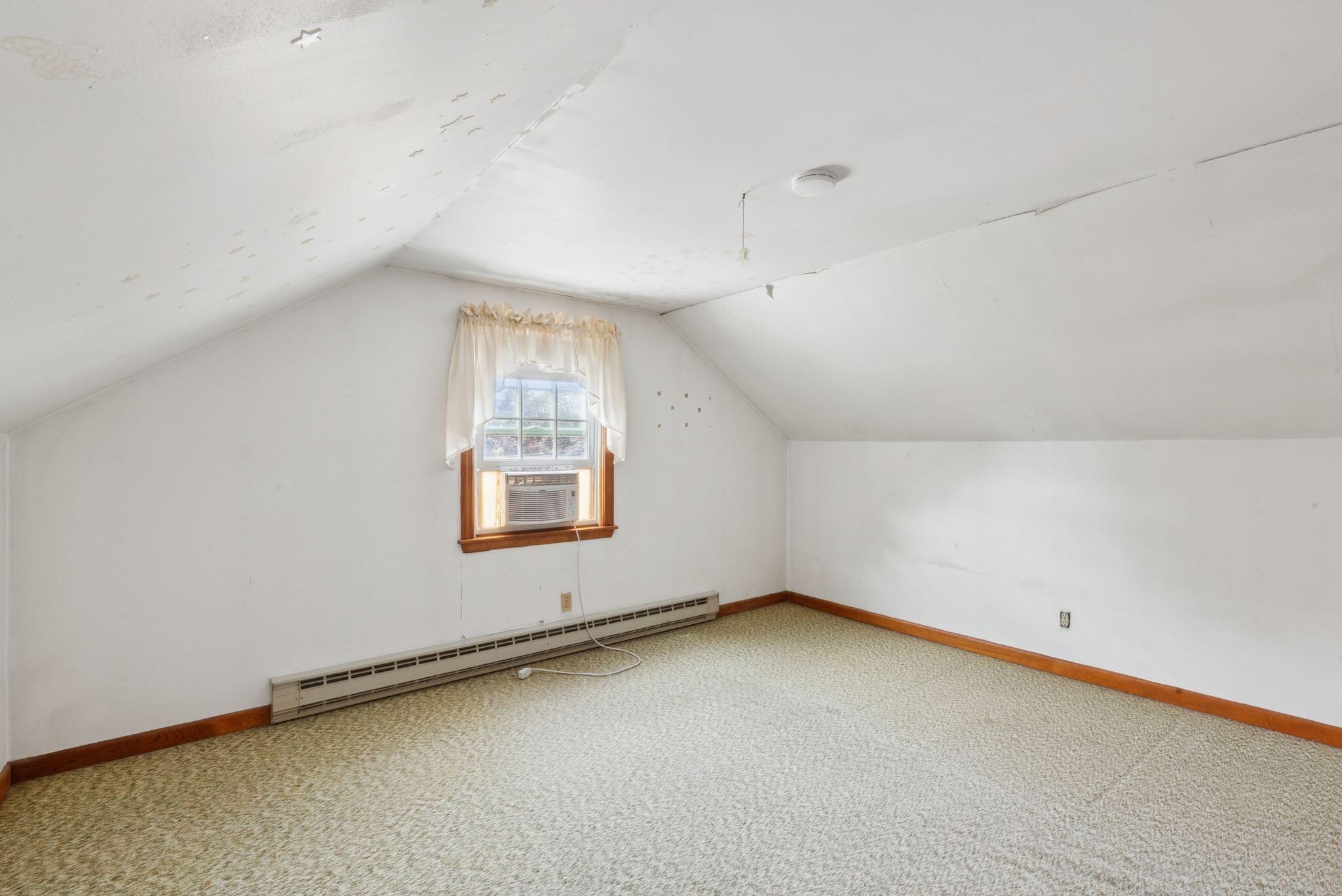 2 Gilmar Avenue Lewiston ME 04240