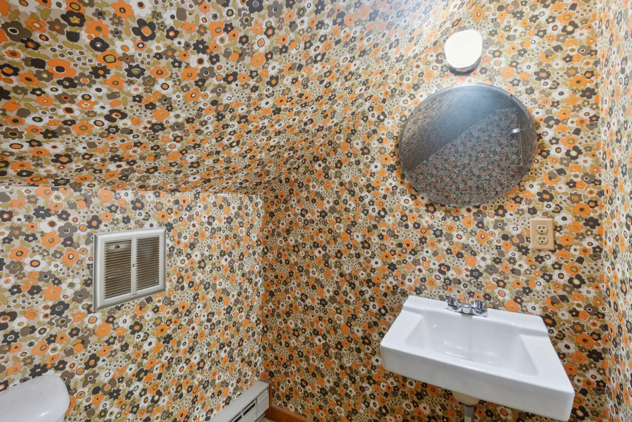 2 Gilmar Avenue Lewiston ME 04240