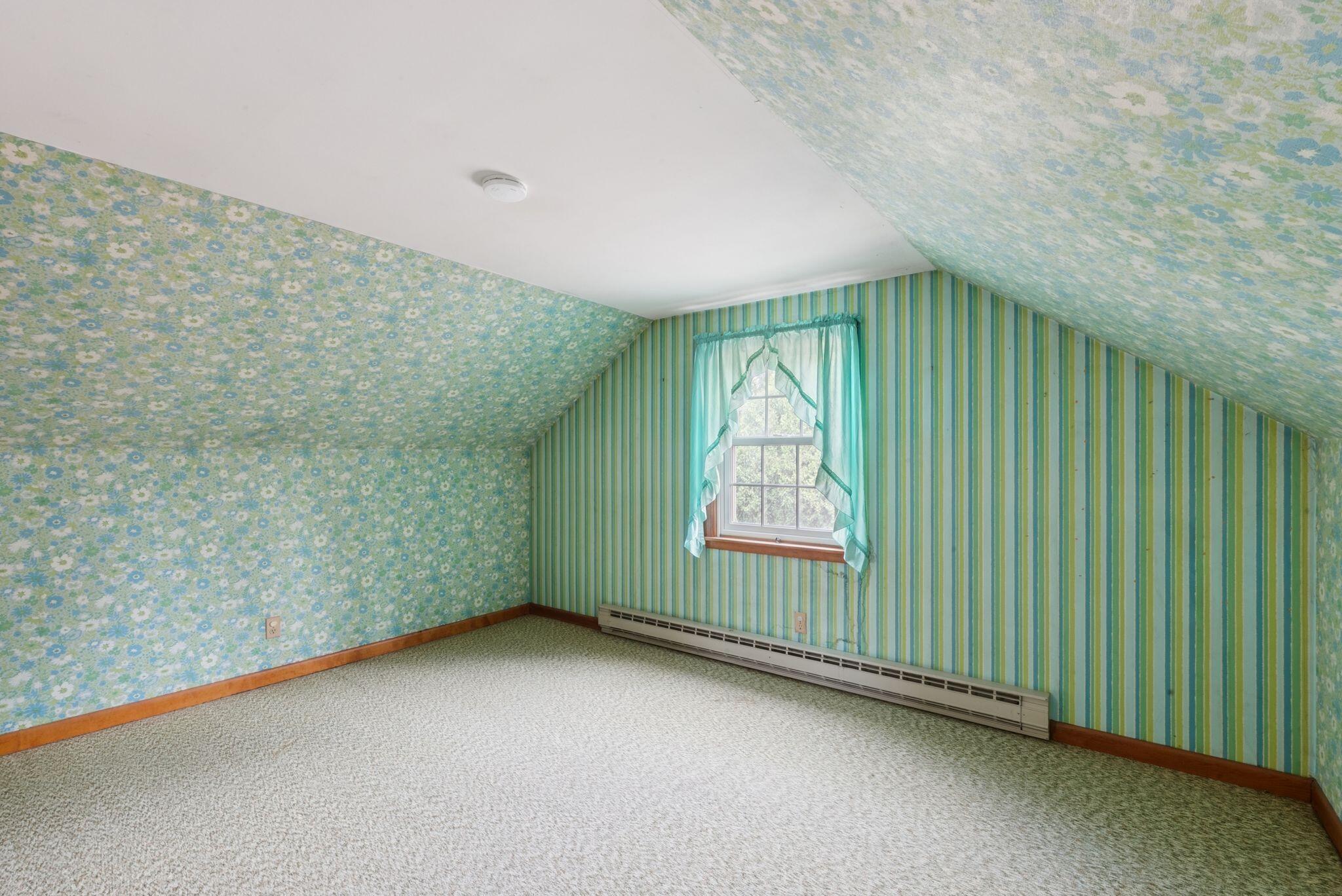 2 Gilmar Avenue Lewiston ME 04240