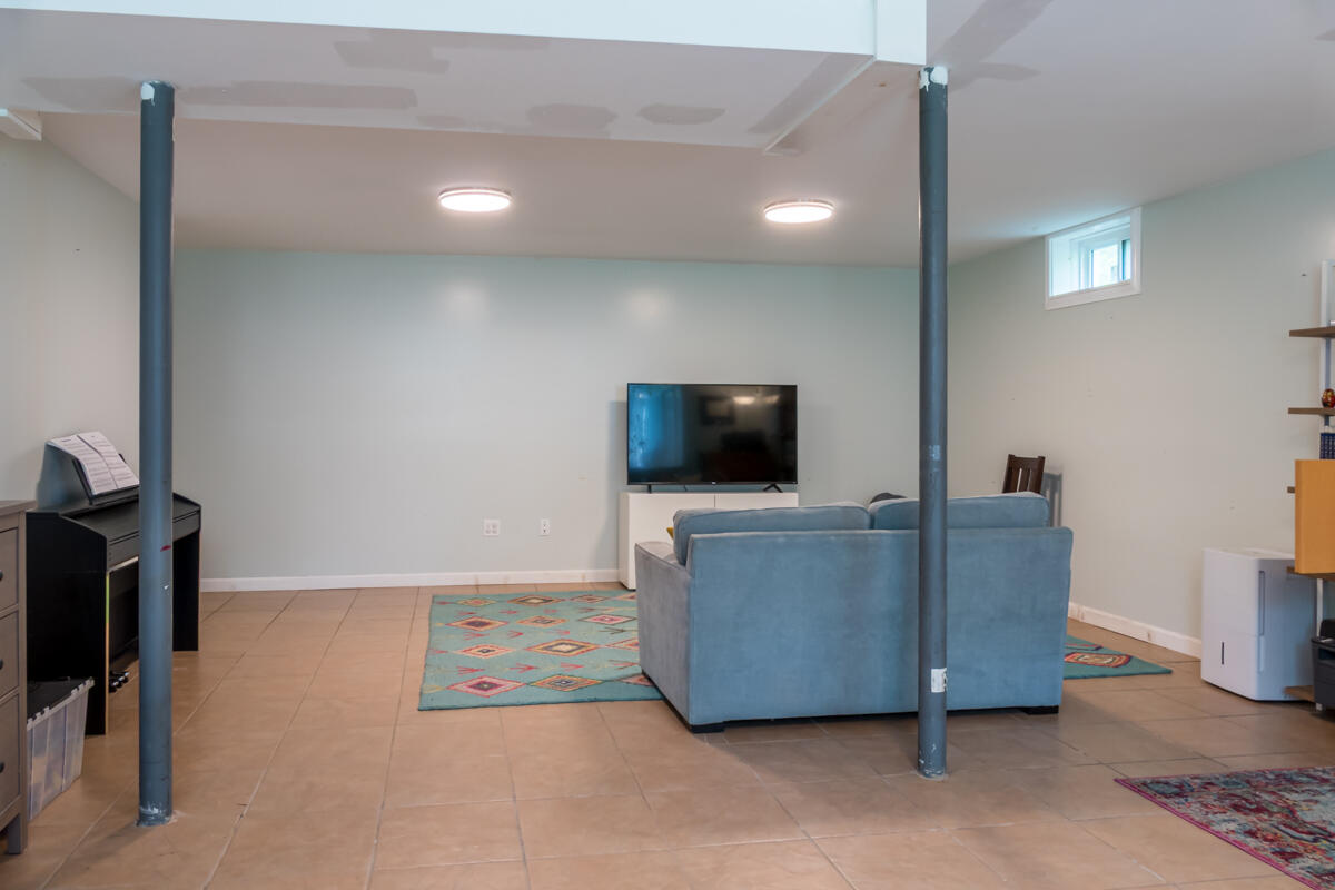 24 Cornerstone Drive Brunswick ME 04011