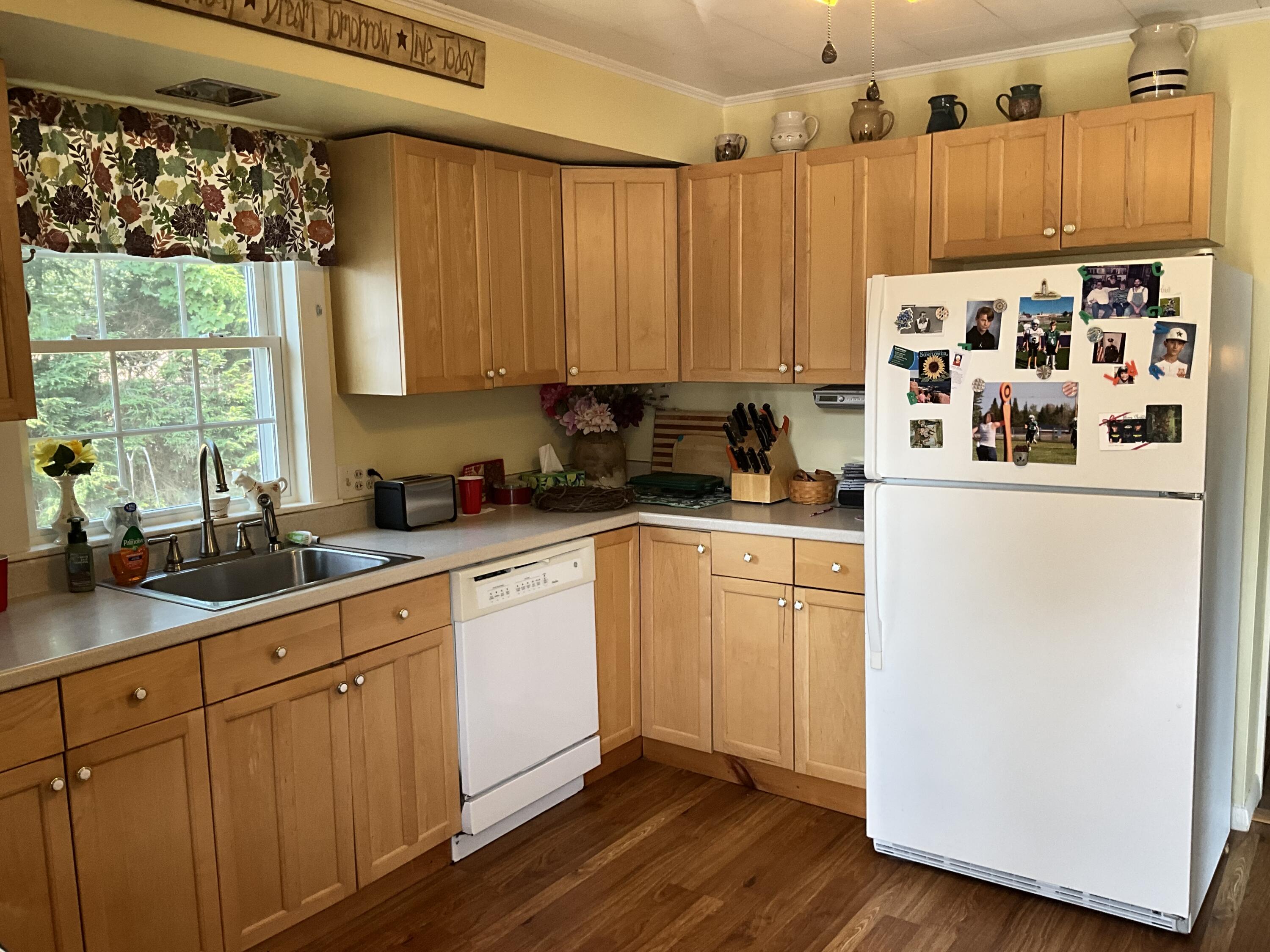 17 Broadlawn Drive Brewer ME 04412