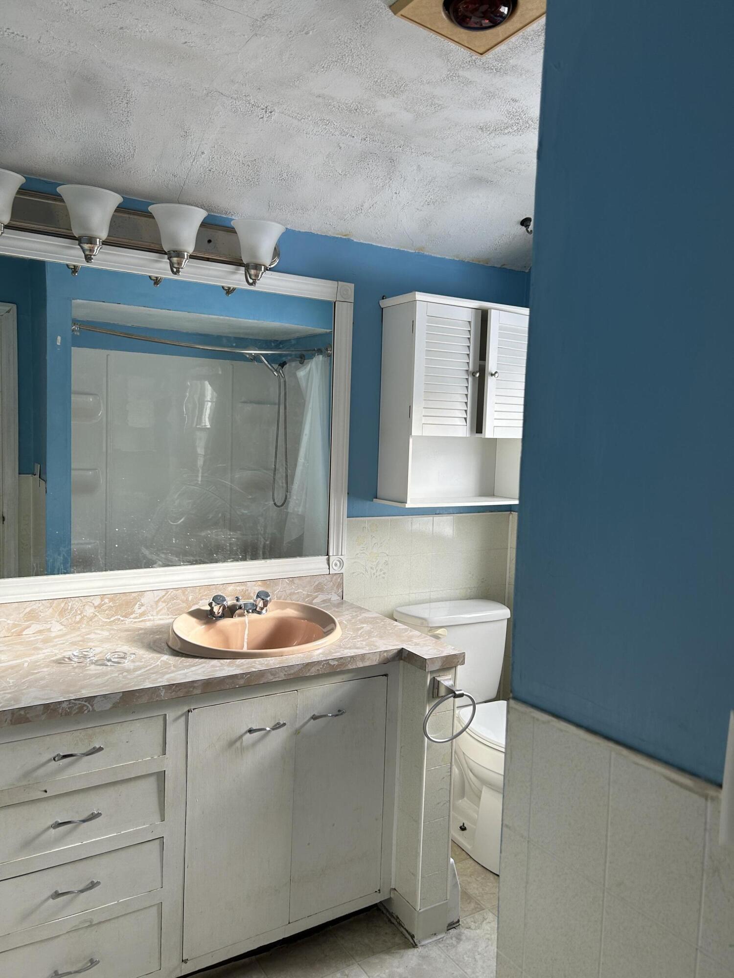 110 Gill Street Auburn ME 04210