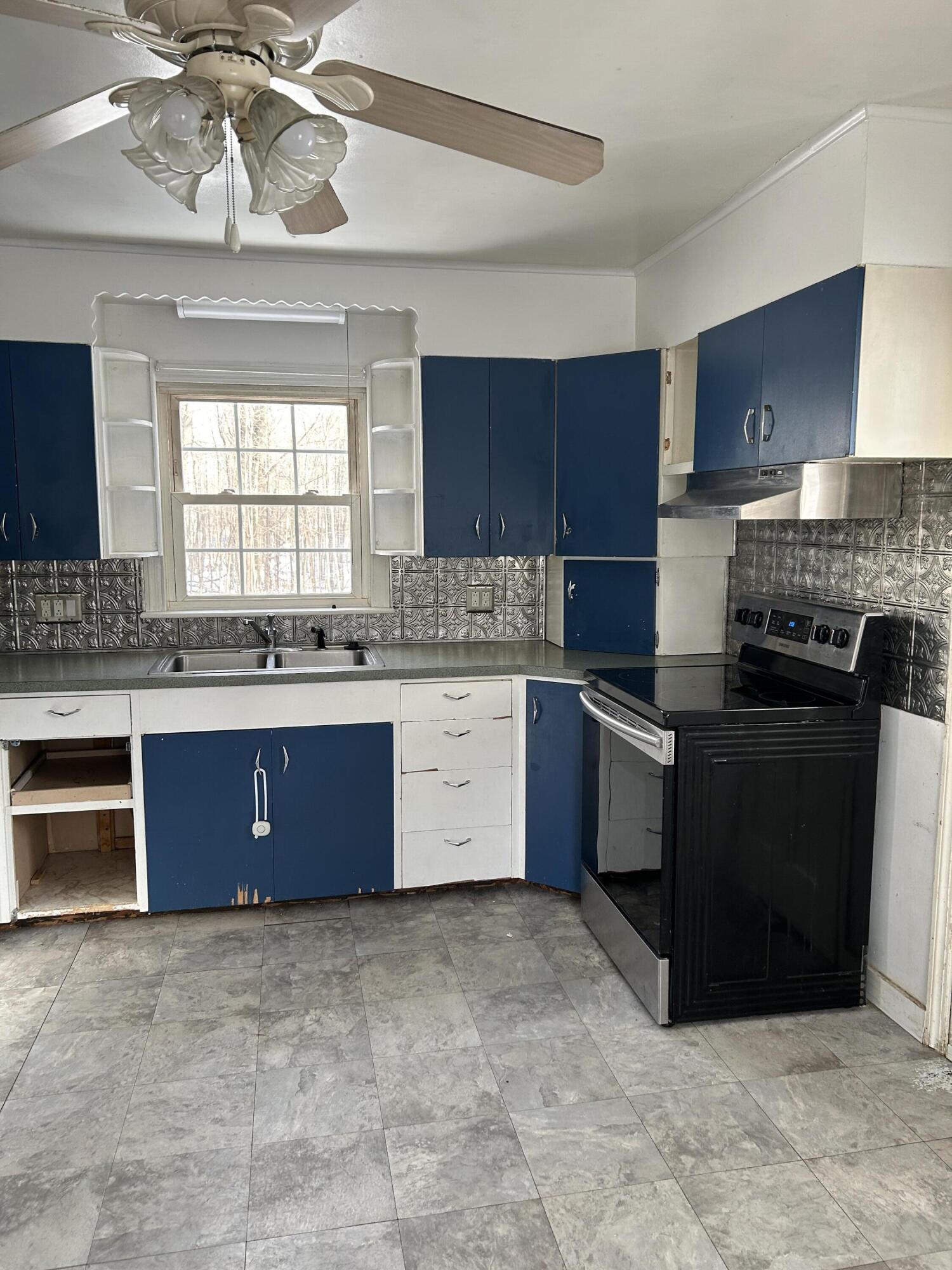 110 Gill Street Auburn ME 04210