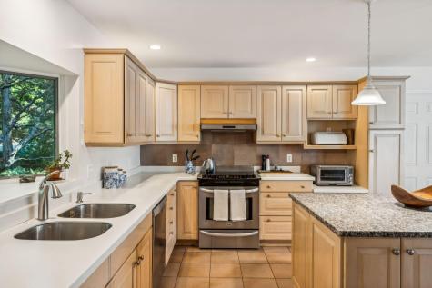 14 Eagle Point Road Bath ME 04530