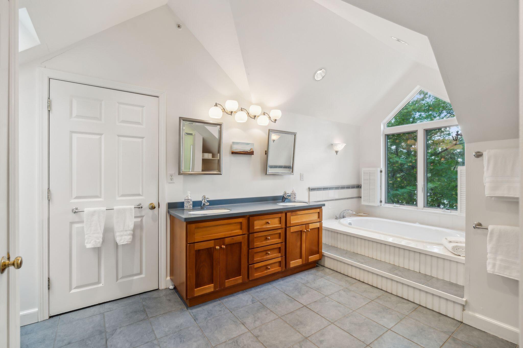 14 Eagle Point Road Bath ME 04530