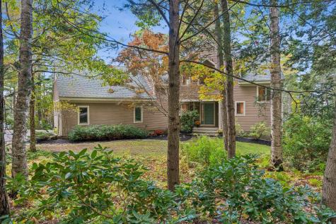 14 Eagle Point Road Bath ME 04530