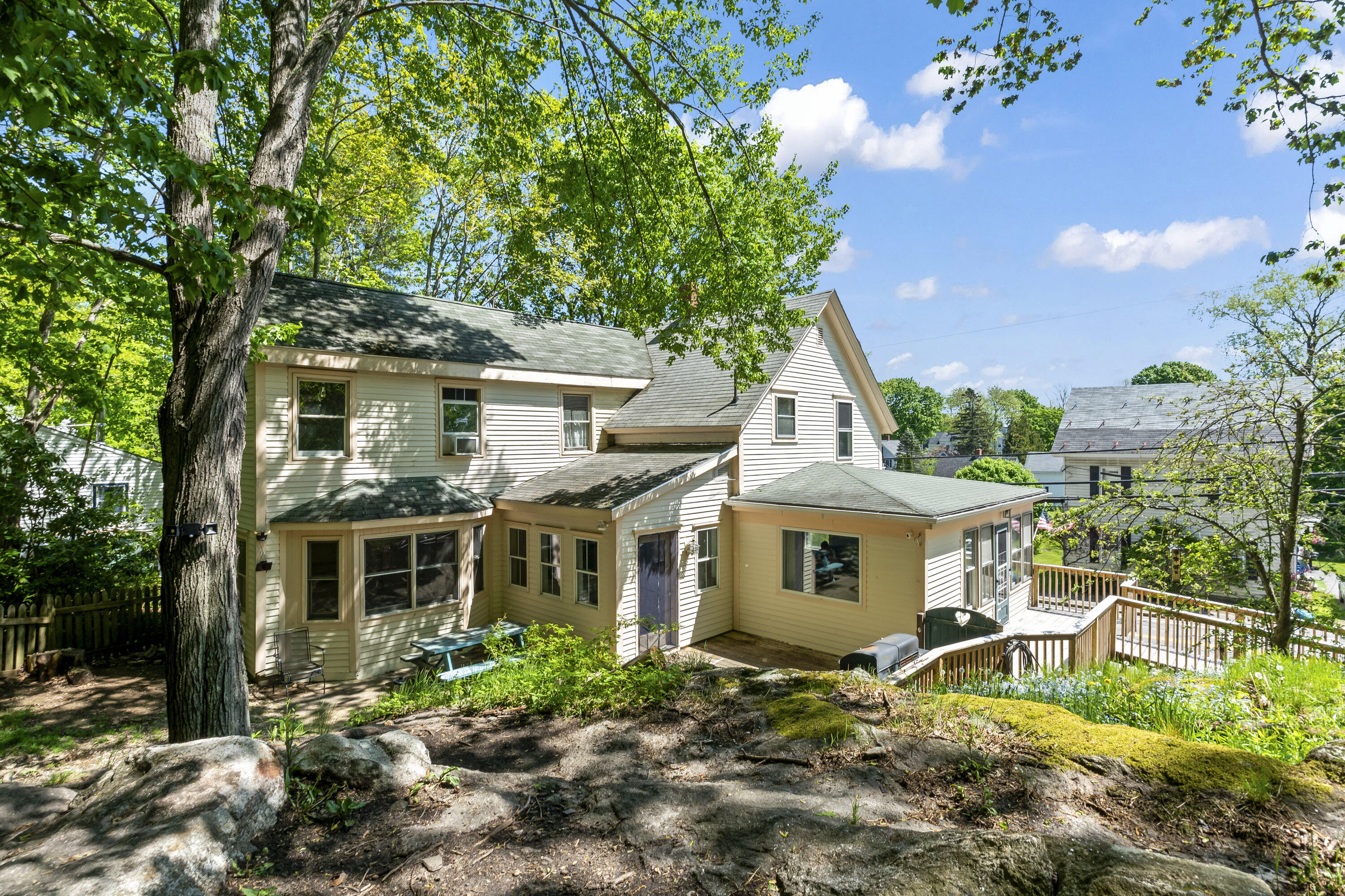 390 High Street Bath Maine Real Estate Listing MLS 1560256