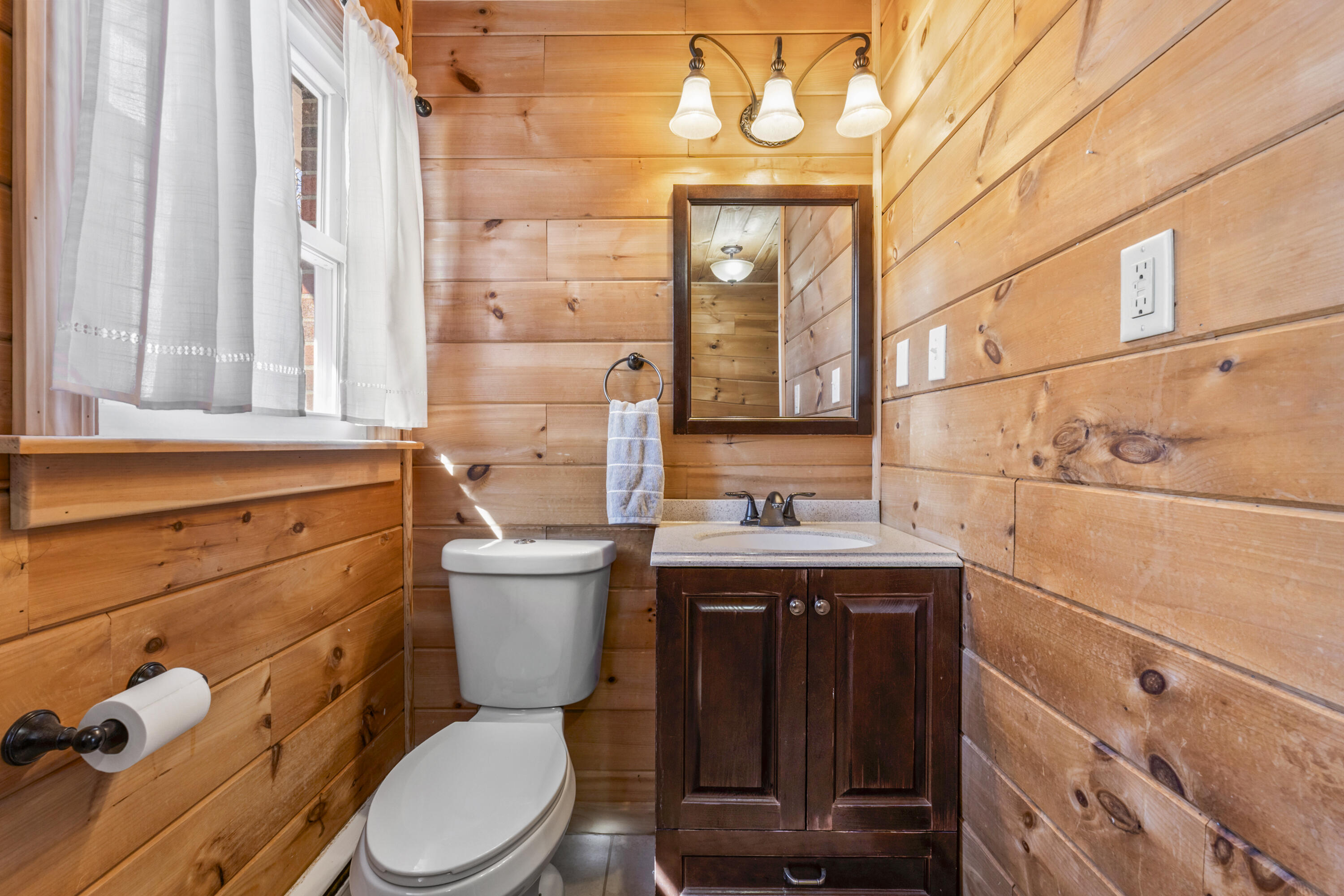5 Robert Street Winslow ME 04901