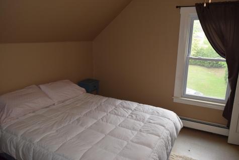 11 Harris Street Auburn ME 04210