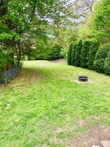 11 Harris Street Auburn ME 04210