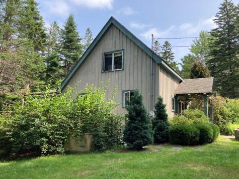 450 West Shore Road Sorrento ME 04677