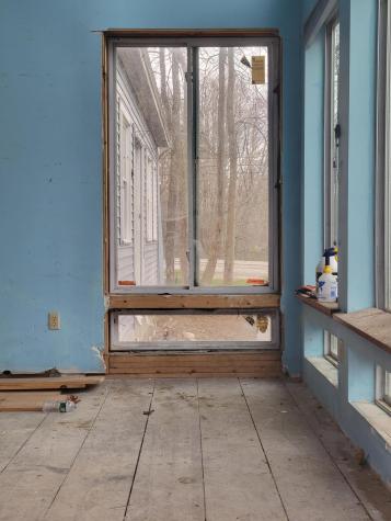 187 W Main Street Searsport ME 04974