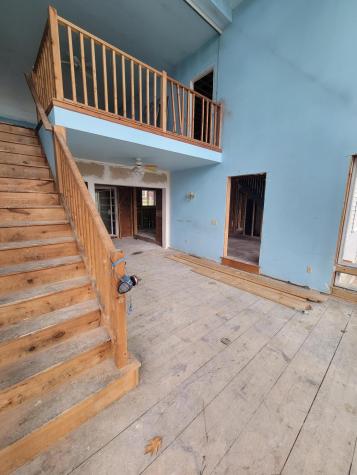 187 W Main Street Searsport ME 04974