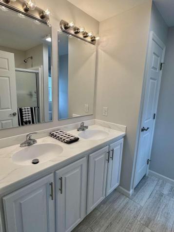 32 Camden Road Berwick ME 03901