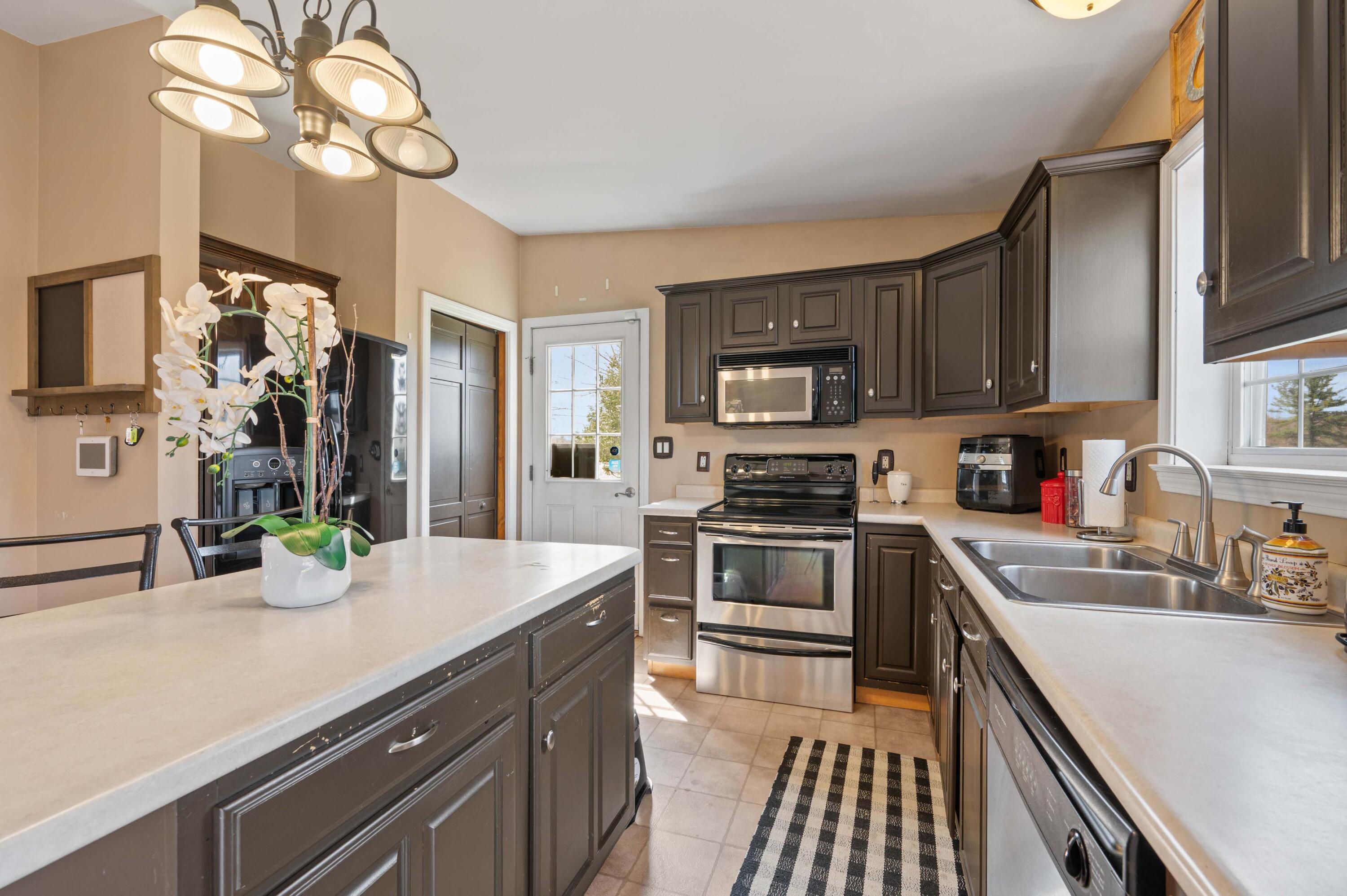 90 Sennebec Road Union ME 04862
