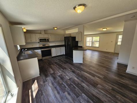 38 Corvella Street Leeds ME 04263