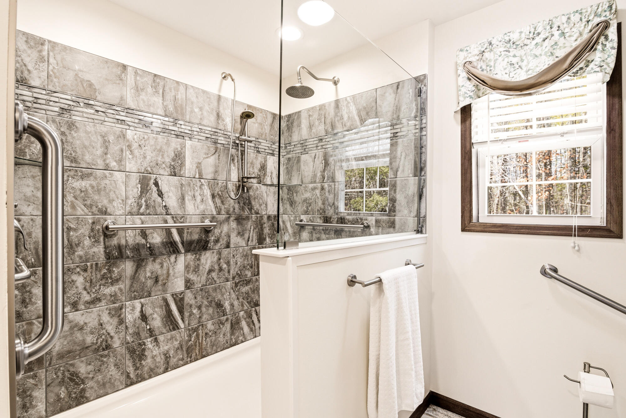 108 Country Way North Berwick ME 03906