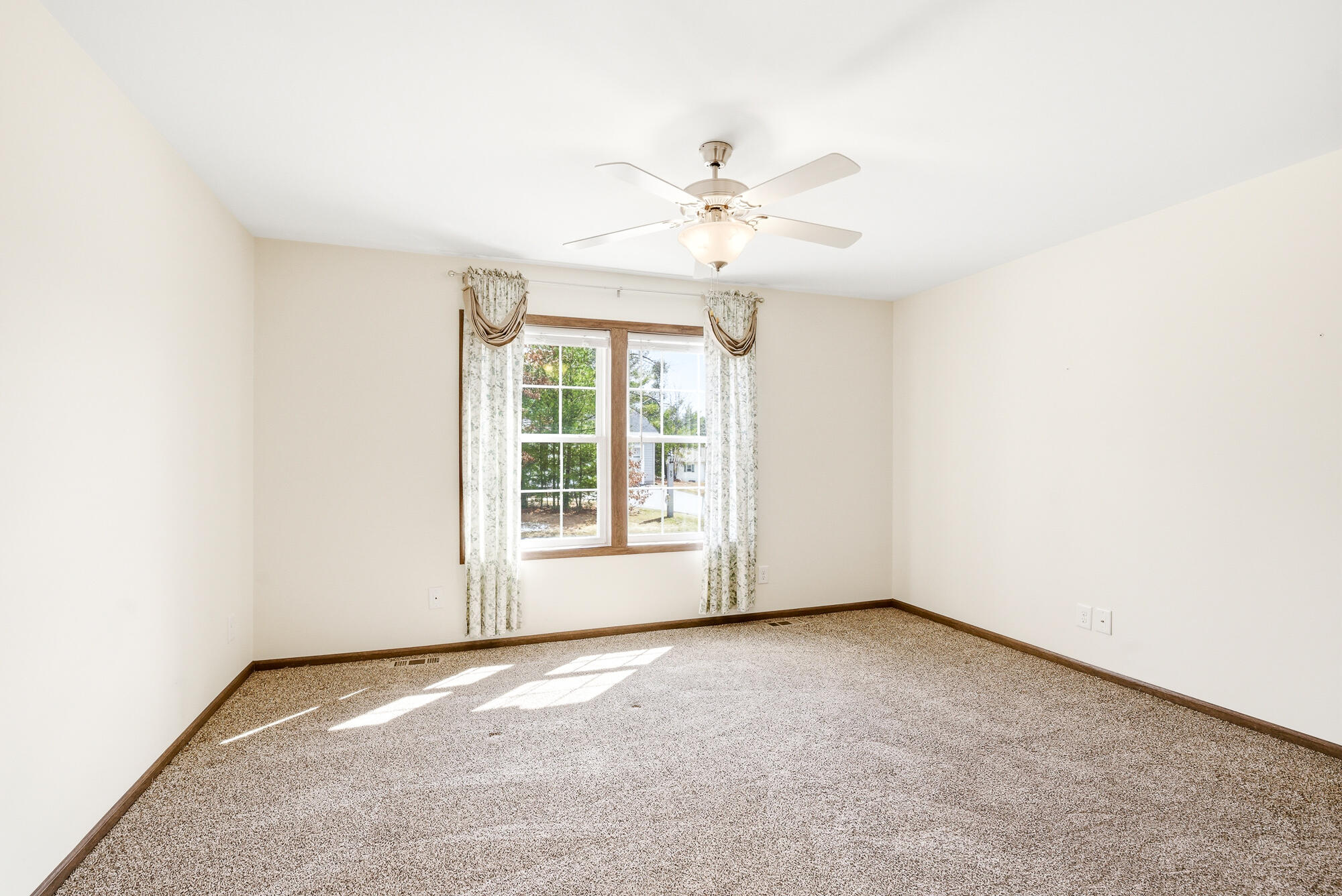 108 Country Way North Berwick ME 03906