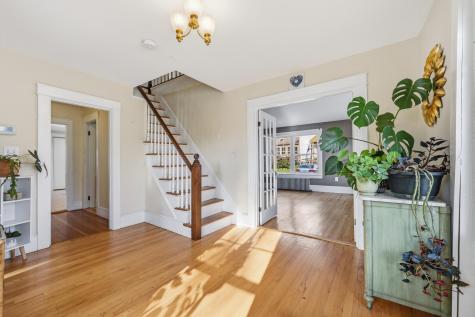 412 Ocean Avenue Portland ME 04103