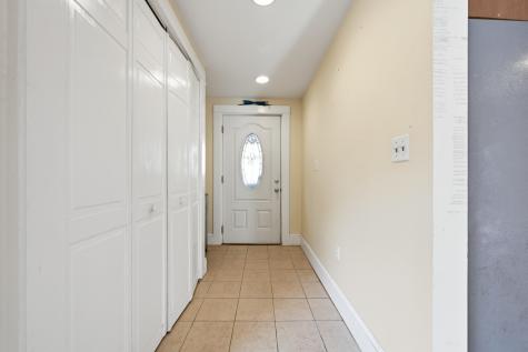 412 Ocean Avenue Portland ME 04103