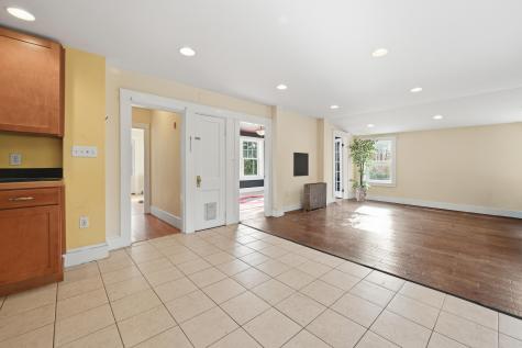 412 Ocean Avenue Portland ME 04103