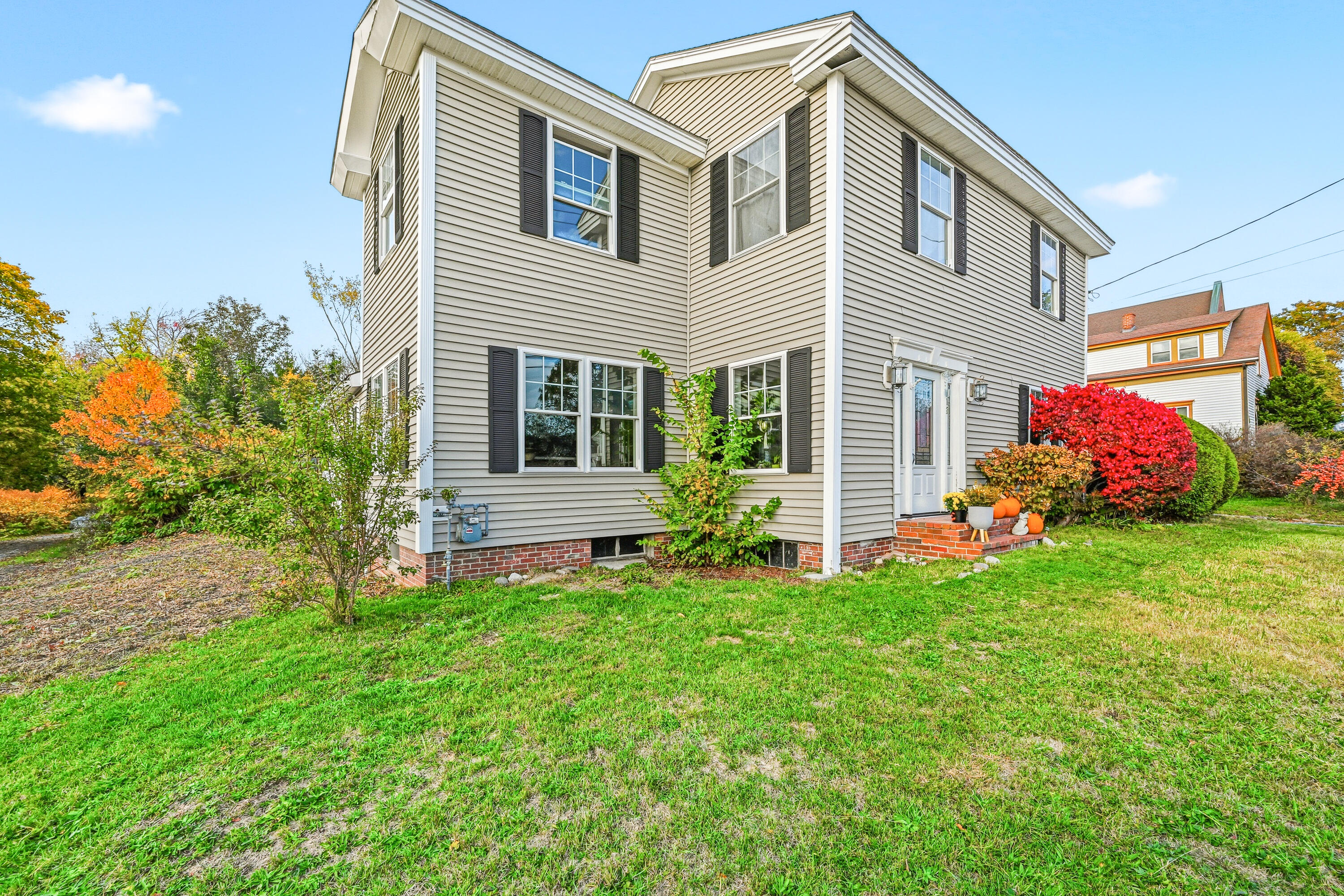 412 Ocean Avenue Portland ME 04103