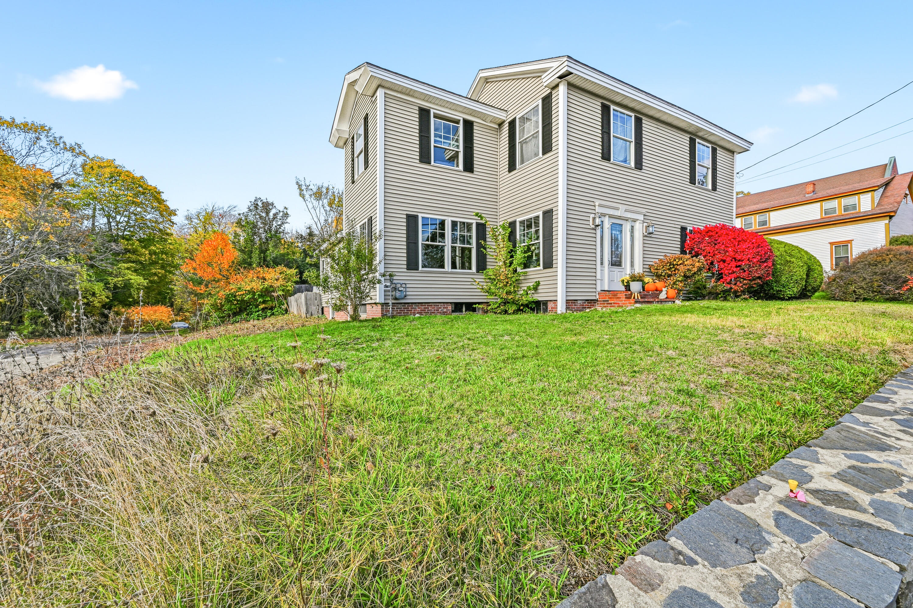 412 Ocean Avenue Portland ME 04103