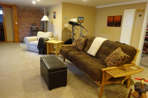 51 Dudley Street Hampden ME 04444