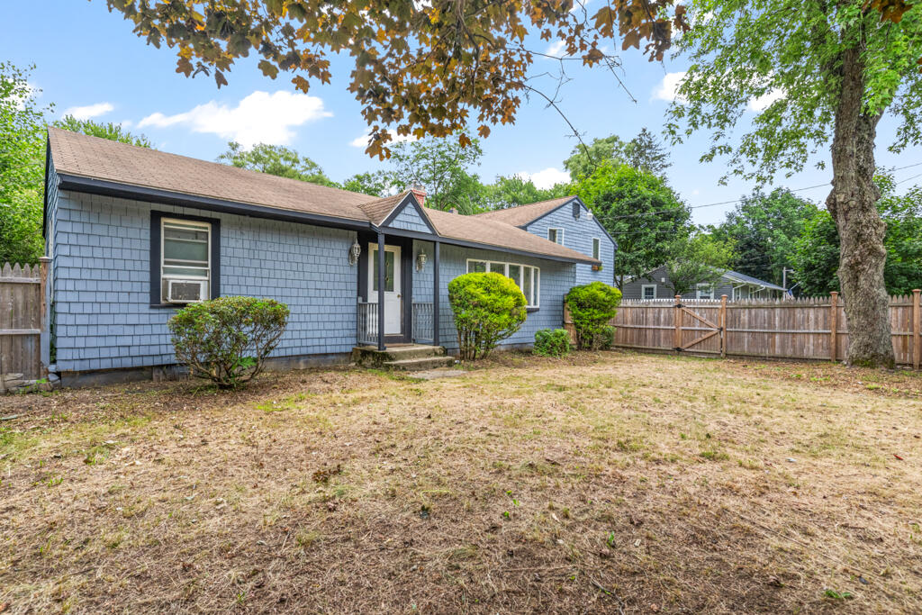 189 Gray Road Falmouth ME 04105