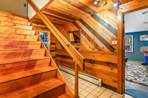 189 Gray Road Falmouth ME 04105