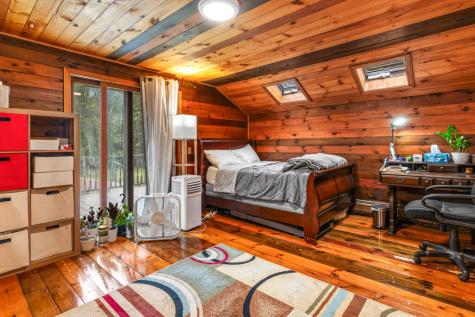 189 Gray Road Falmouth ME 04105