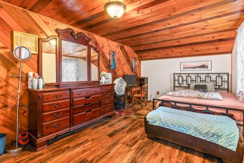 189 Gray Road Falmouth ME 04105