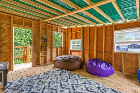 189 Gray Road Falmouth ME 04105