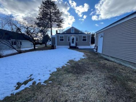 33 Coolidge Avenue Caribou ME 04736