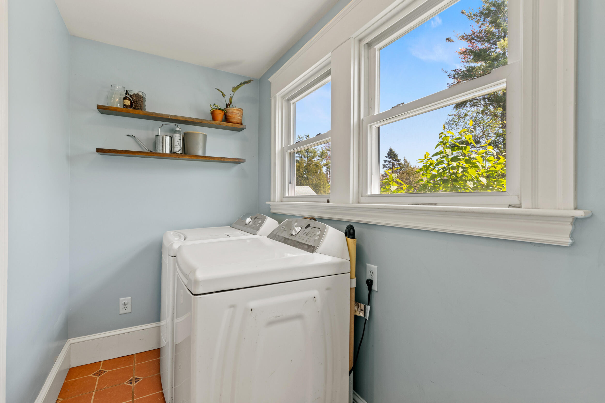 15 Caleb Street Portland ME 04102